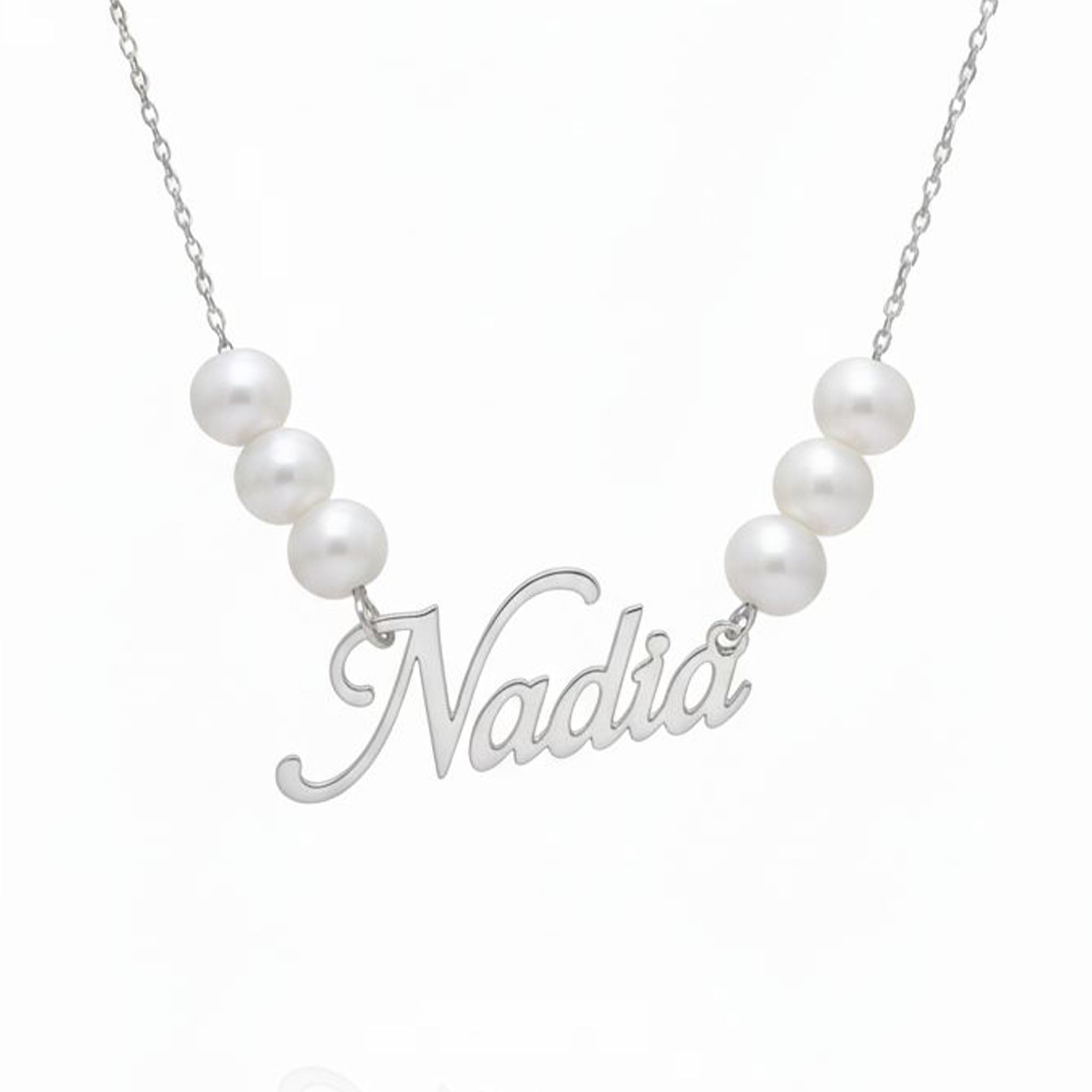 Single Name Necklace with pearl