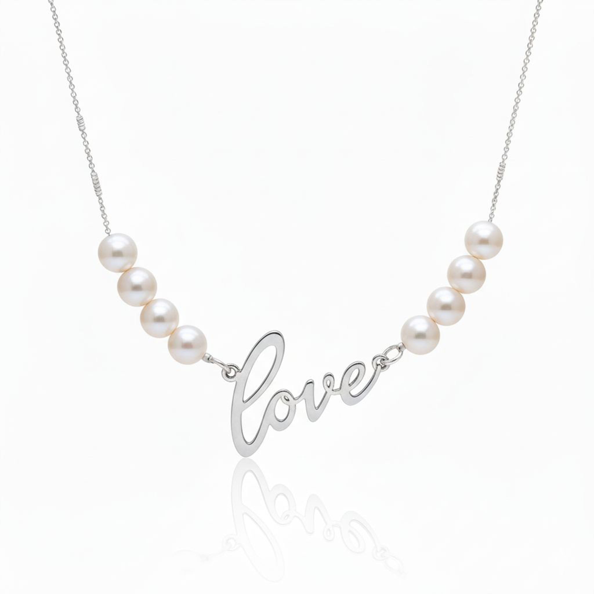 Single Name Necklace with pearl